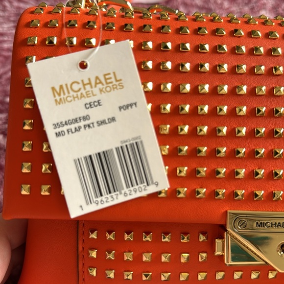 🔥NWT Michael Kors studded shoulder bags - Picture 10 of 12
